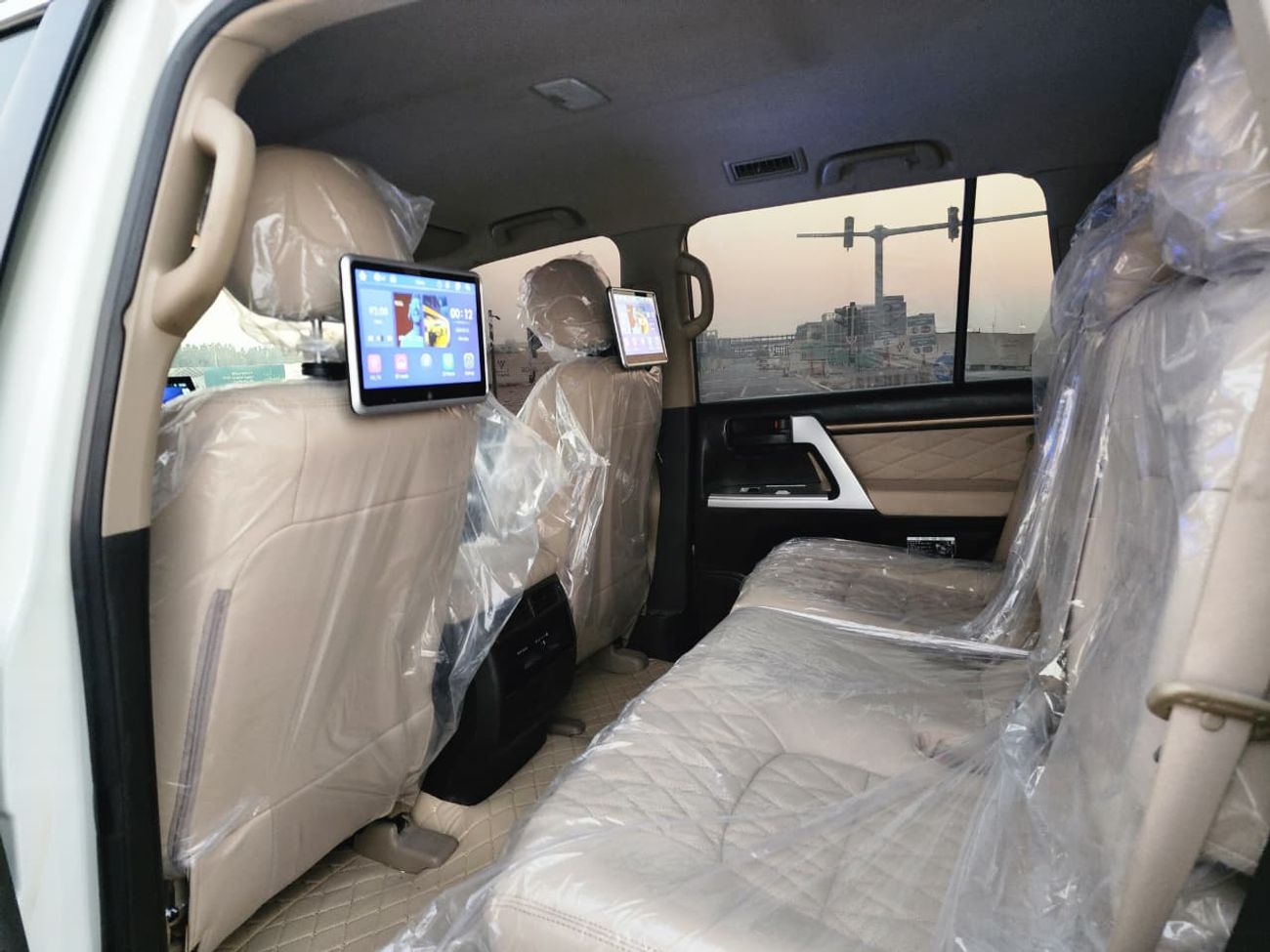 Toyota Land Cruiser GXR UPGRADE 2025