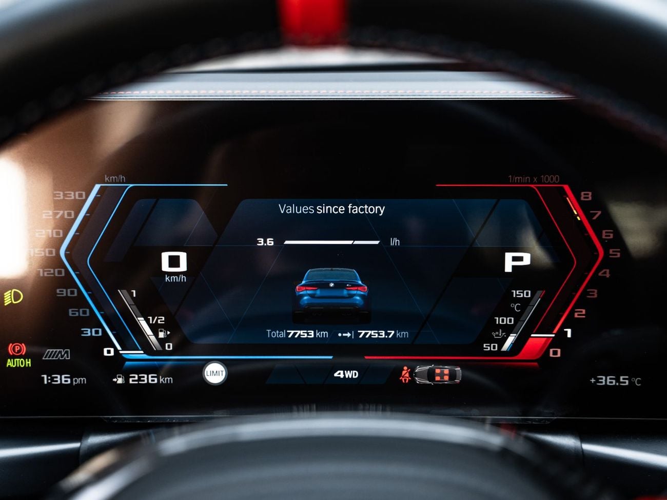 بي أم دبليو M4 COMPETITION M XDRIVE
