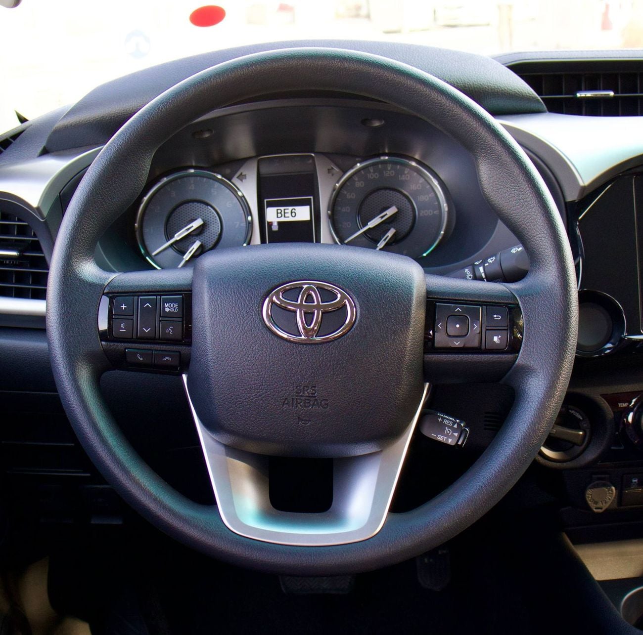 Toyota Hilux SR5