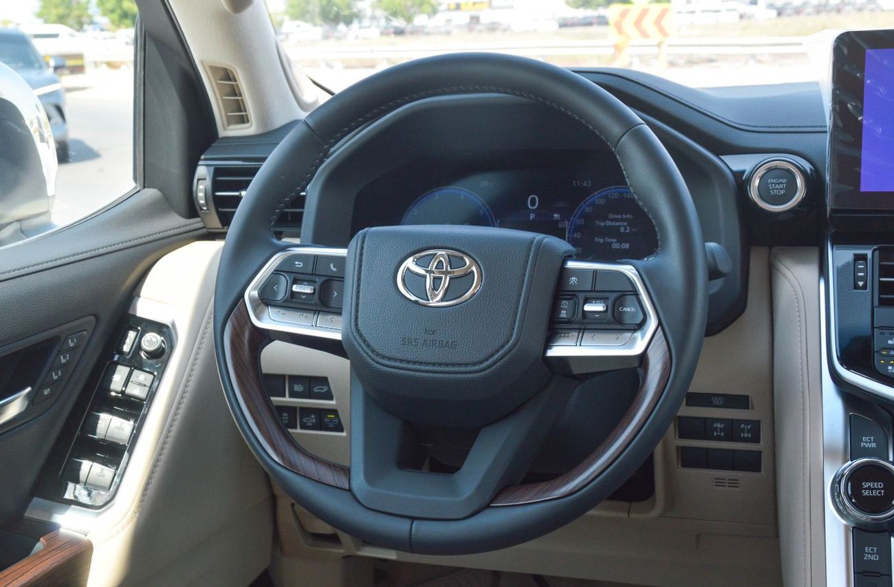 تويوتا لاند كروزر في إكس LAND CRUISER 4.0L 4WD PETROL SUV 2026