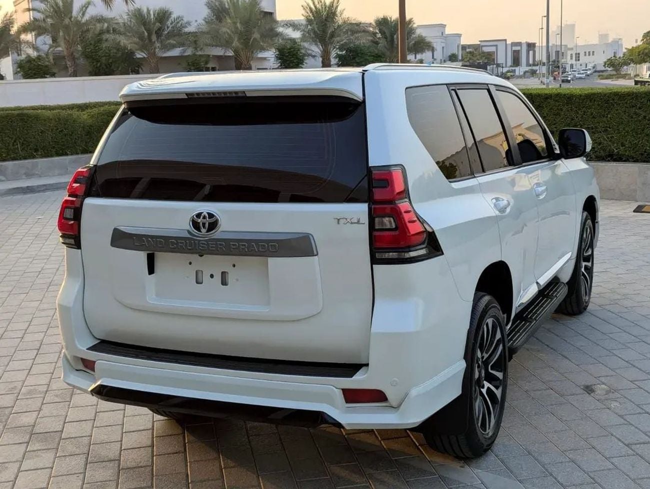تويوتا برادو TX-L مواصفات CC، محرك ديزل V4، حالة ممتازة