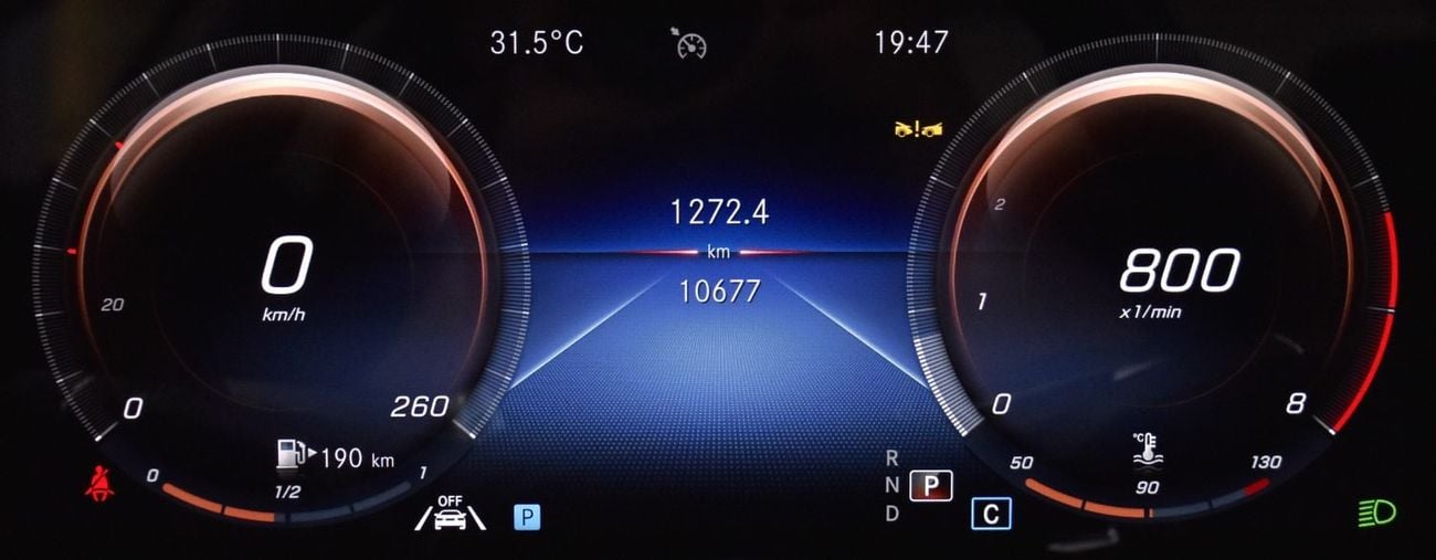 مرسيدس بنز E200 AMG عرض ممتاز لسيارة مرسيدس بنز E200 (موديل 2023) باللون الأسود بمواصفات خليجية