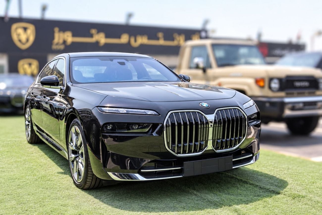 بي أم دبليو 735i STANDARD