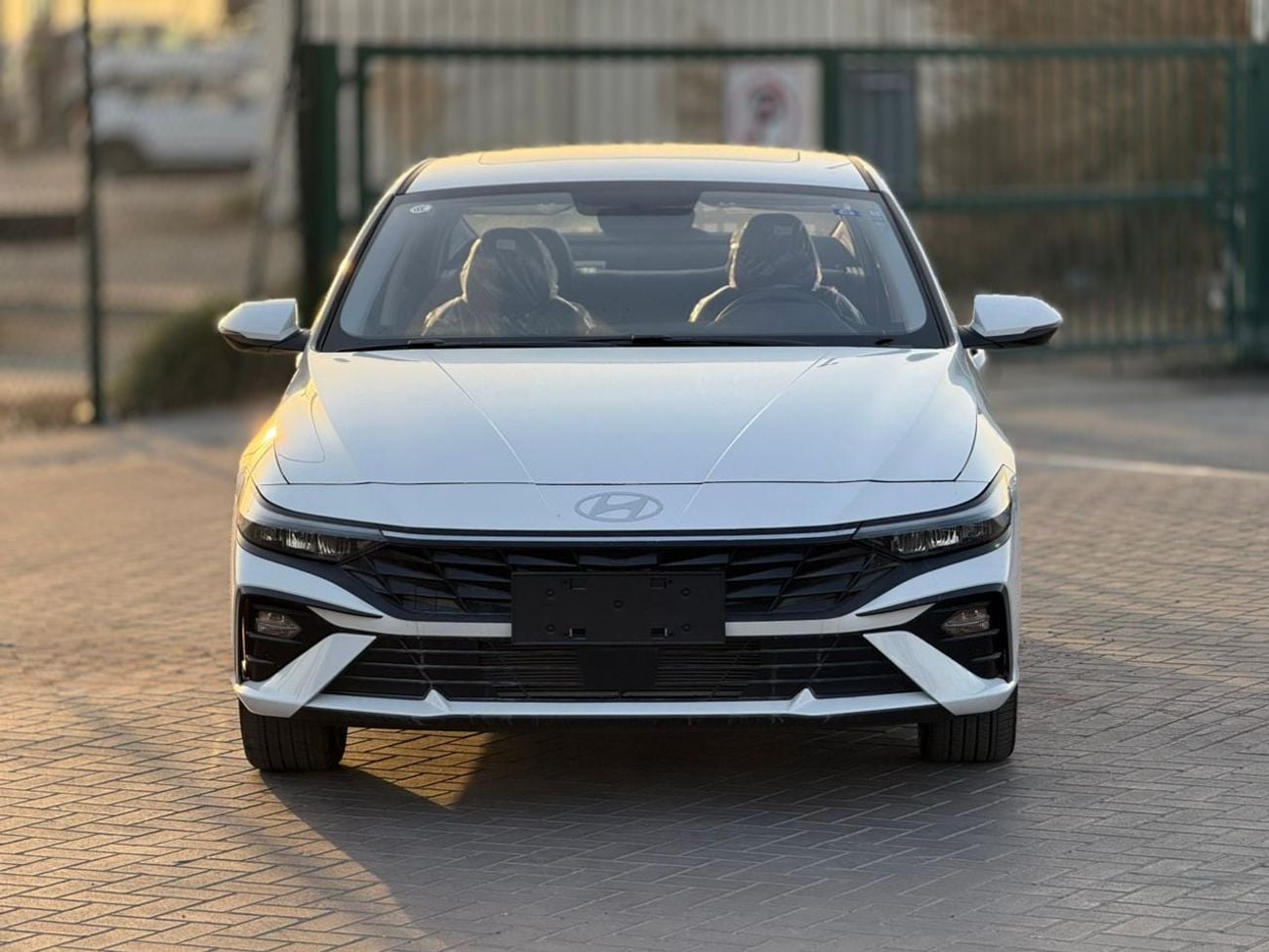 Hyundai Elantra COMFORT 2025 Export Price @ 50,500 AED