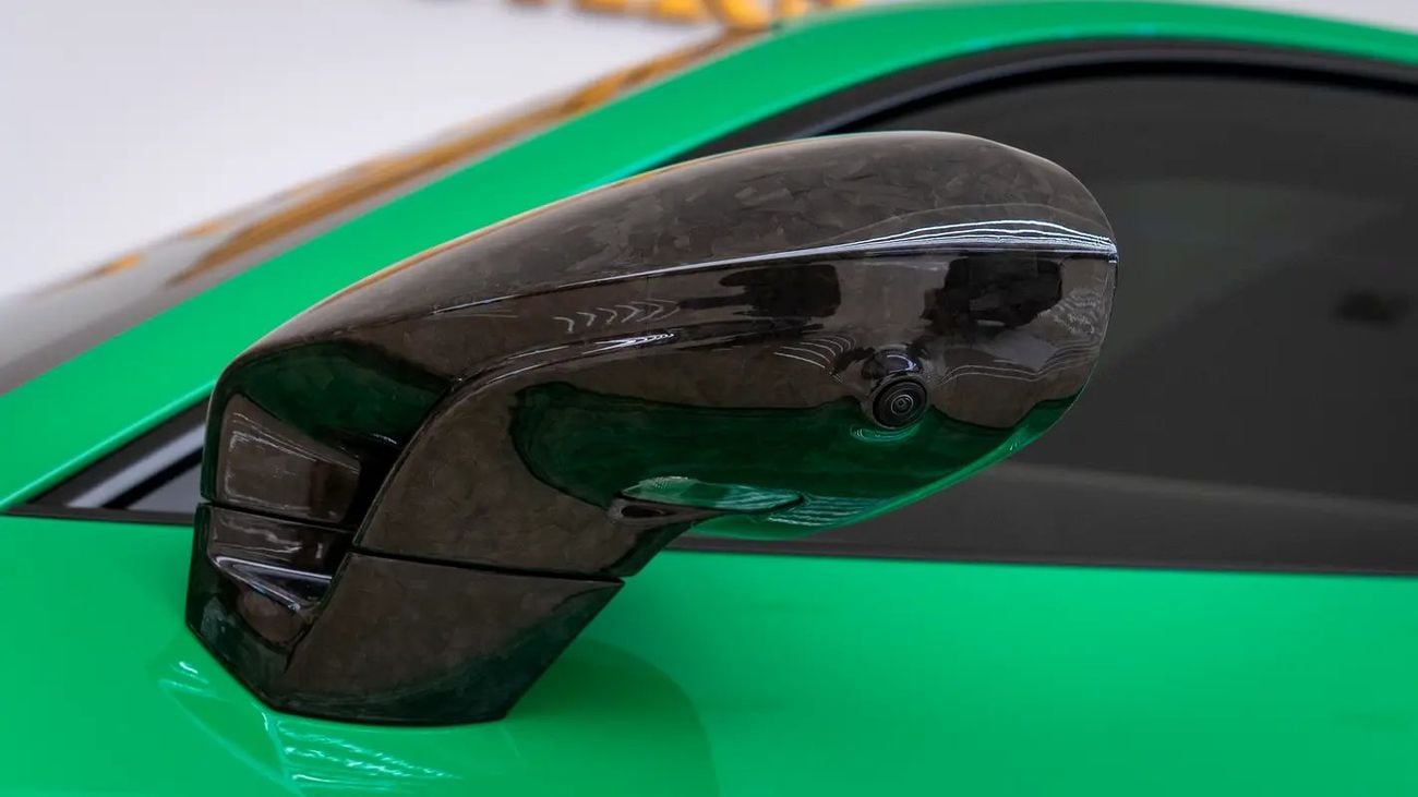 Porsche 911 TURBO S 992 Turbo S GT Street R / Techart Edition No : 51 - 87 / European