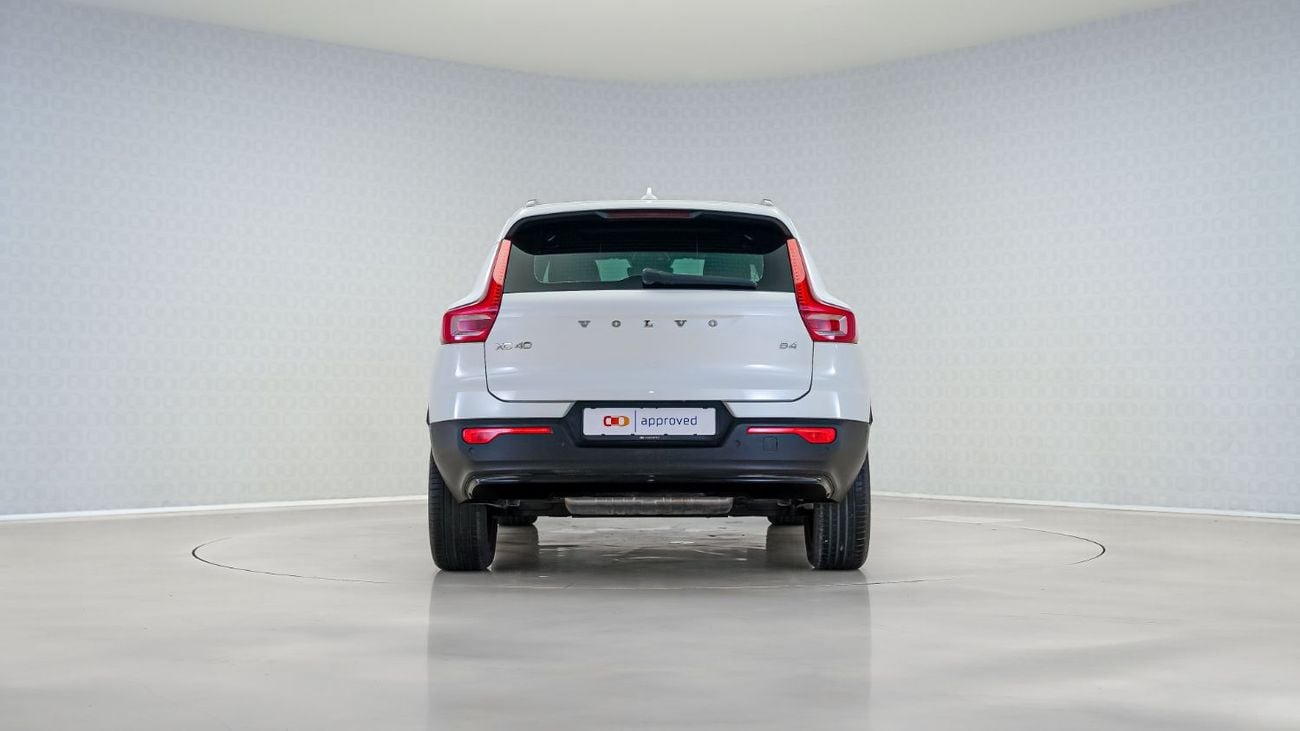 فولفو XC 40