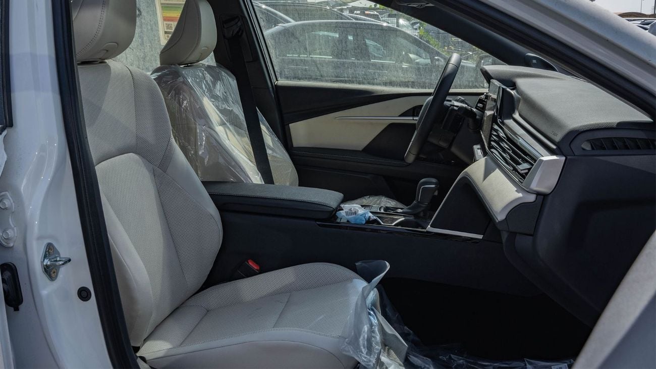 Toyota Camry LIMITED HEV 2026 Toyota Camry Limited 2.5L AT Hybrid