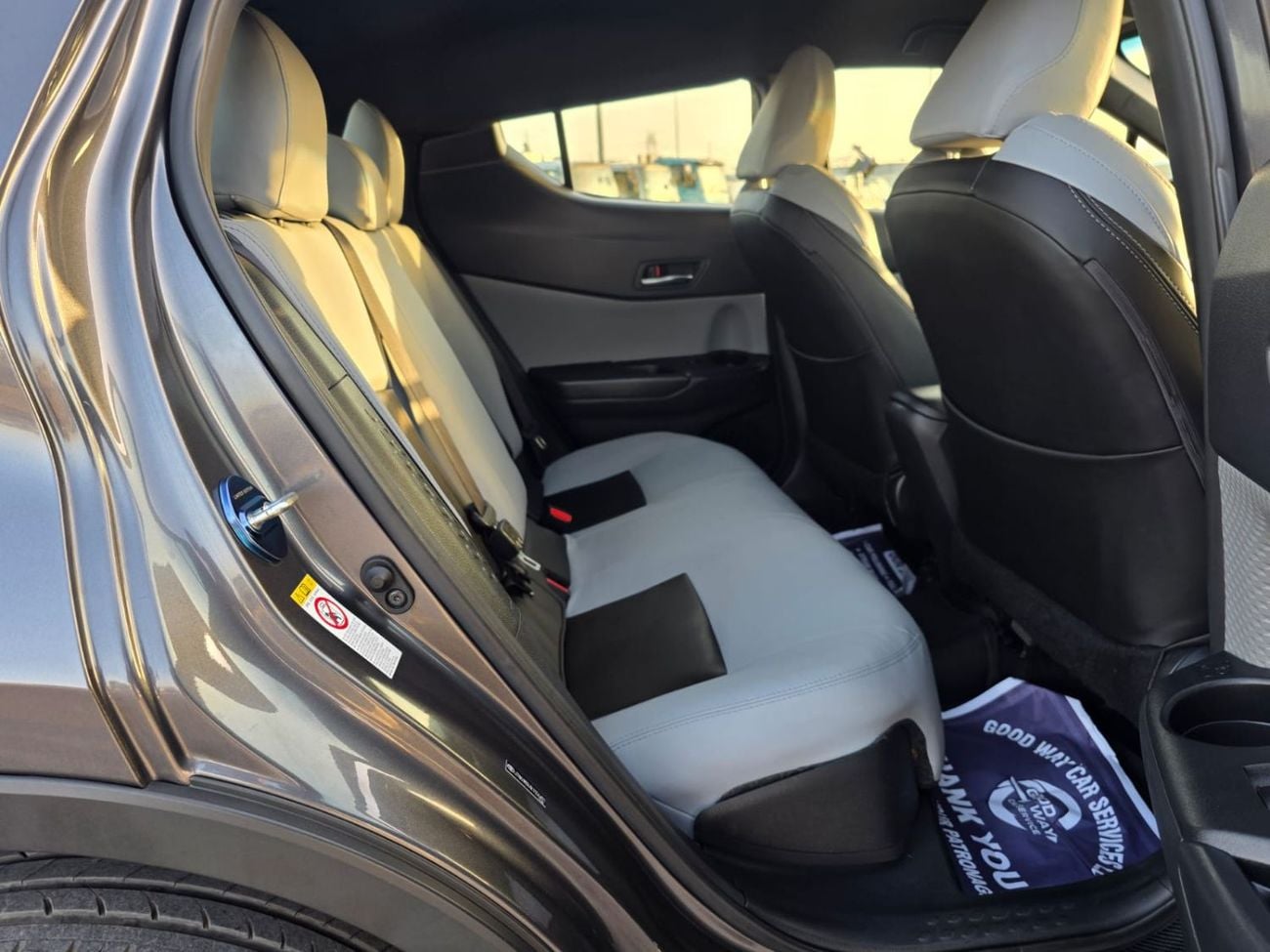 Toyota C-HR STANDARD Toyota C-HR TRD Edition Push button and leather seats