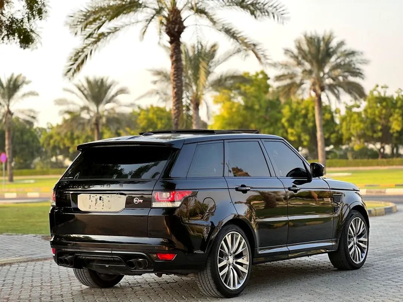Land Rover Range Rover Sport SVR GCC - Pristine Condition
