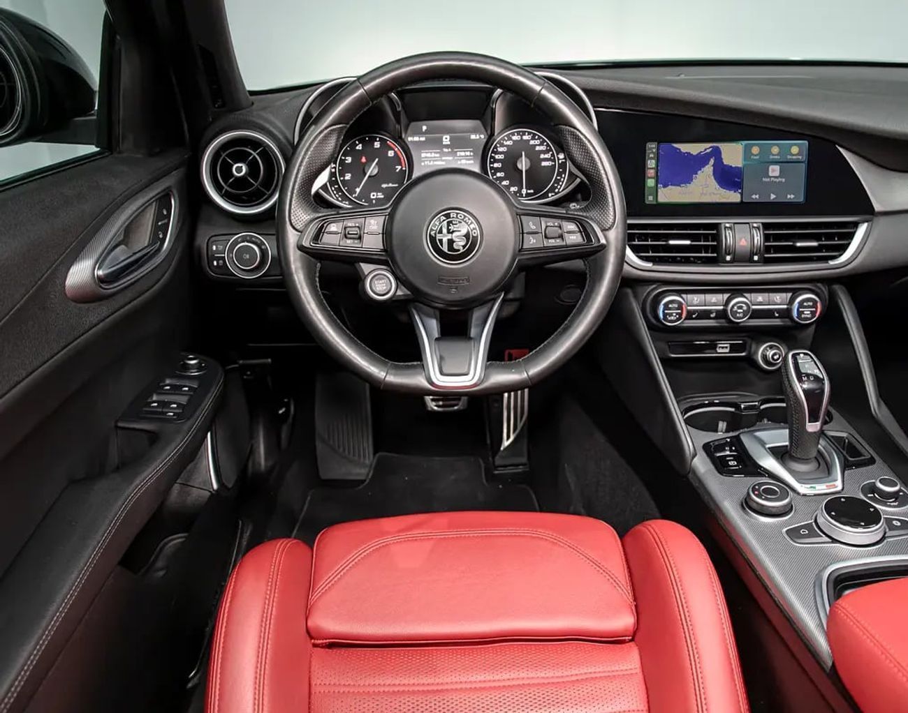 Alfa Romeo Giulia VELOCE