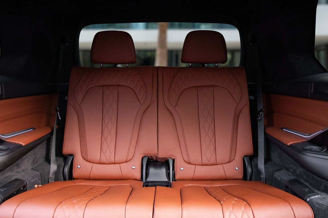 بي أم دبليو X7 M60i XDRIVE | 6,365 P.M | 0% Downpayment | BMW Warranty!