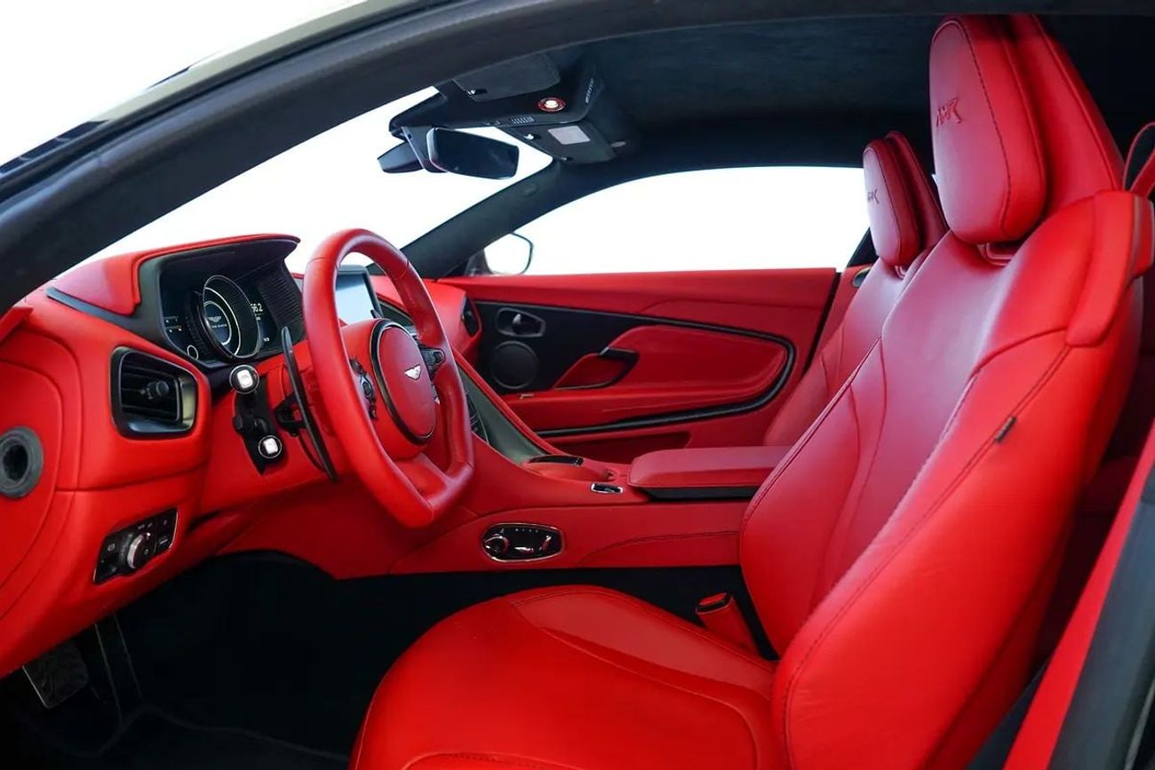 أستون مارتن DB11 AMR 5.2L