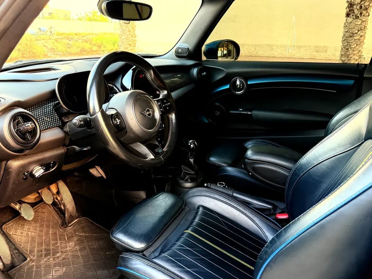 Mini Cooper CABRIO S Cabrio JCW (Manul gear!)! Perfect condition!