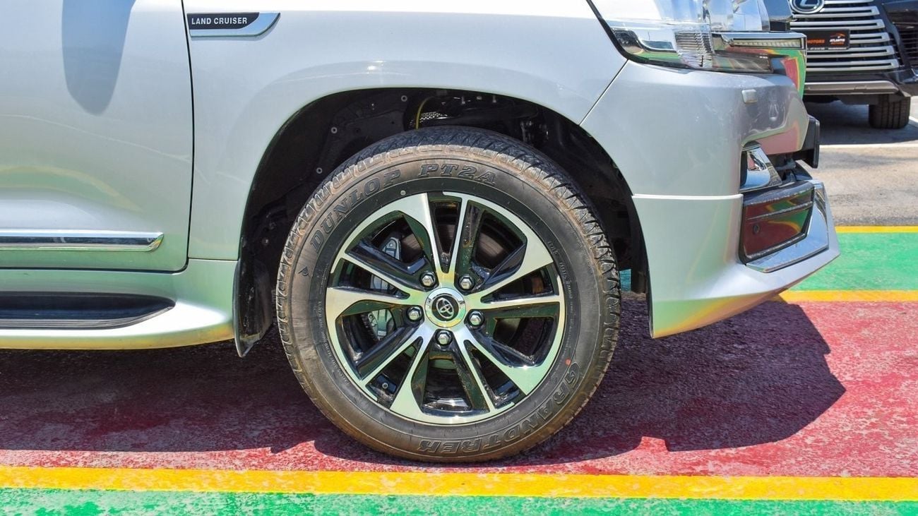 Toyota Land Cruiser VX-R V8 5.7 Grand Touring S