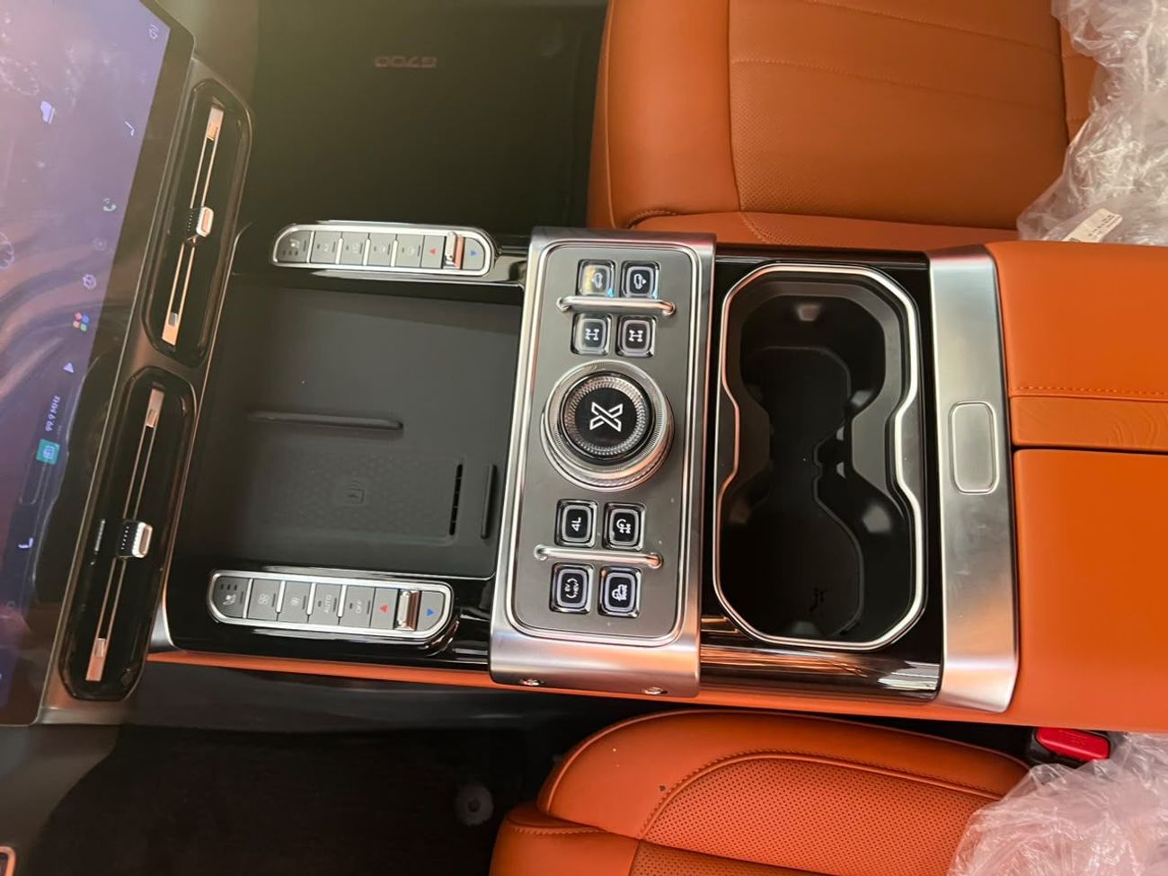 Jetour G700