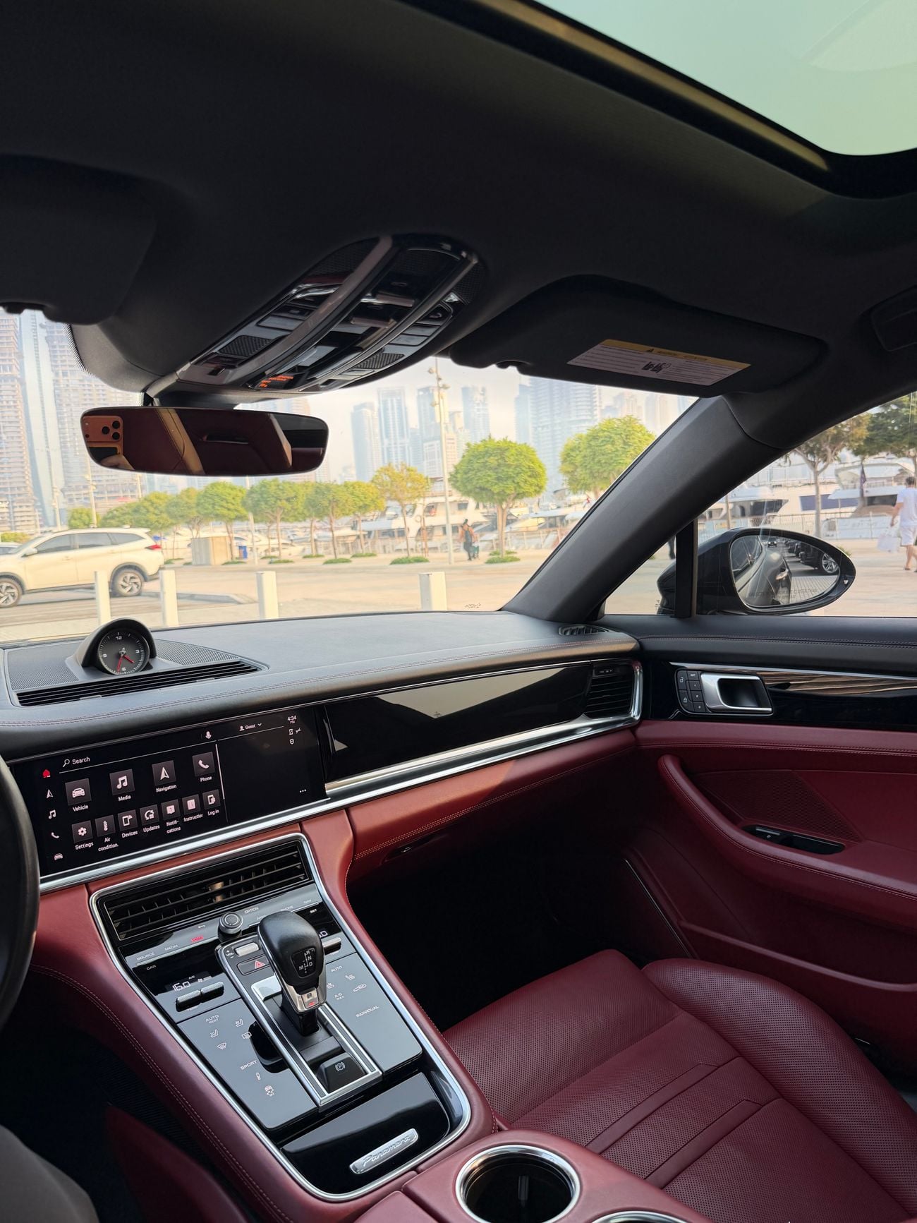 Porsche Panamera 4