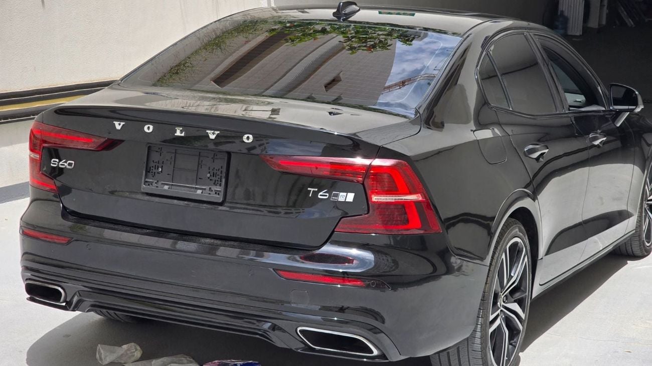 Volvo S60 R DESIGN