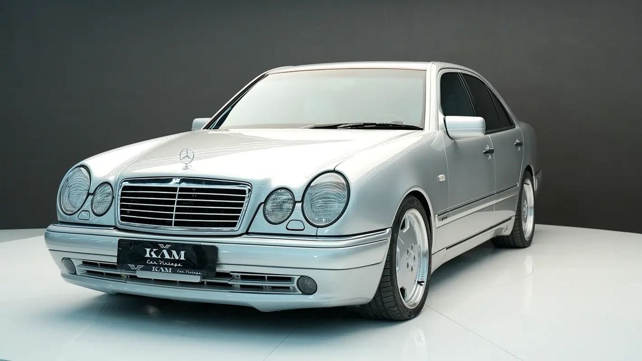 Mercedes Benz E500 E50 AMG (W210)
