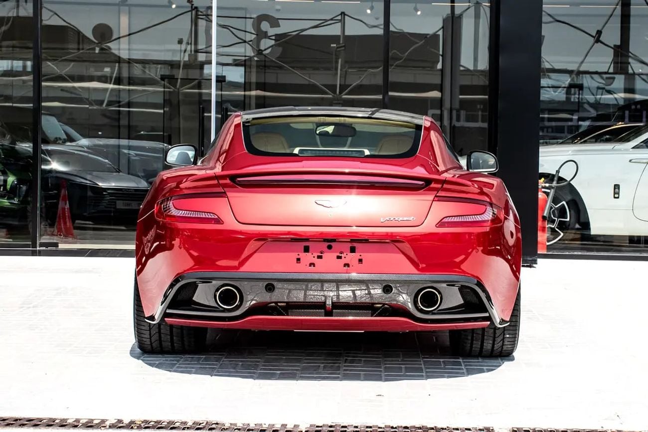 Aston Martin Vanquish Carbon Black | GCC Specs | Pristine Condition
