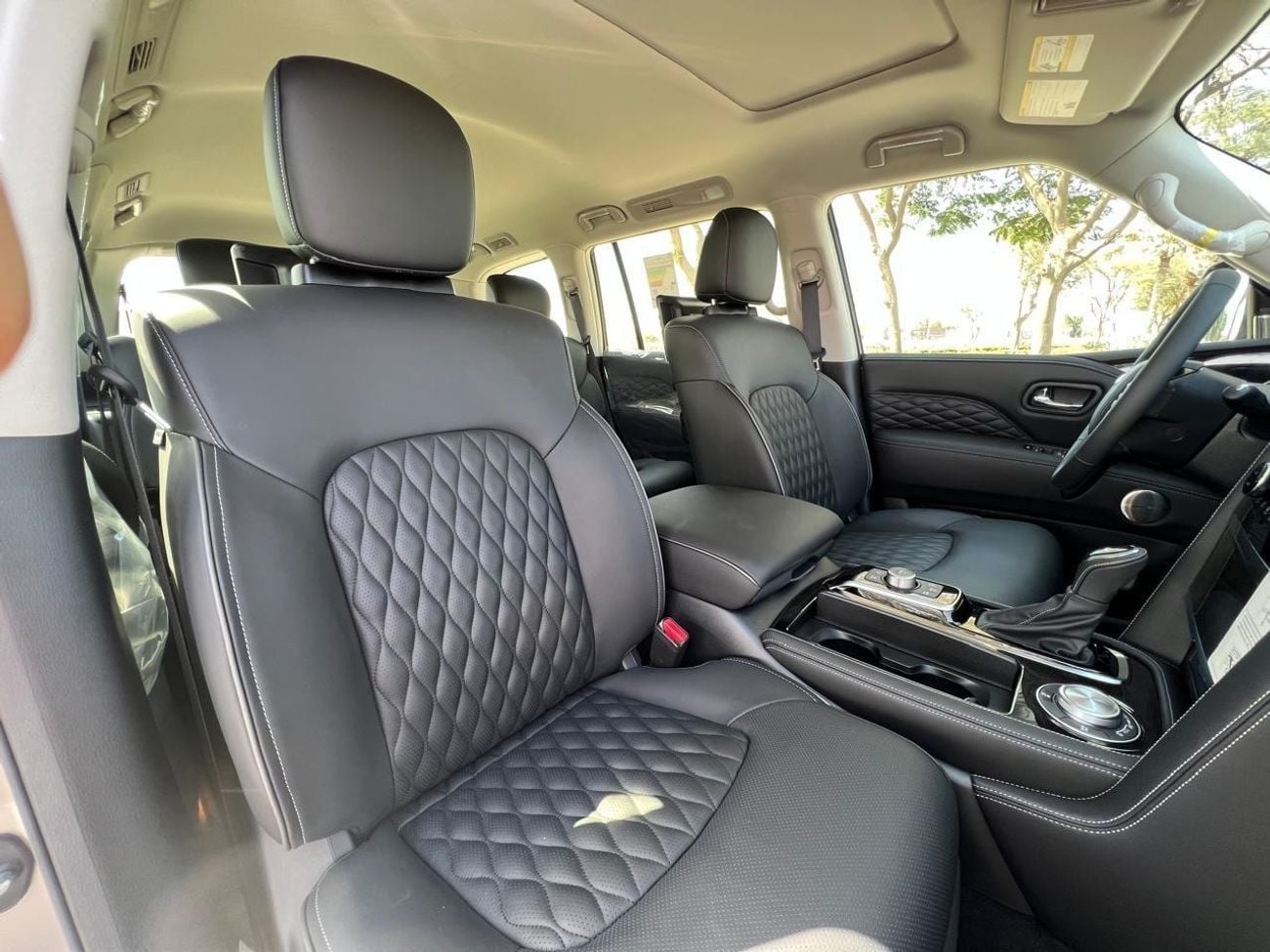 Infiniti QX80 LUXE SENSORY PROACTIVE 5.6L