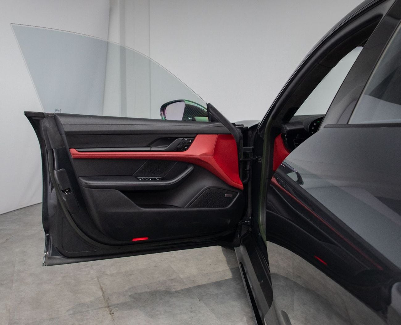 Porsche Taycan GTS