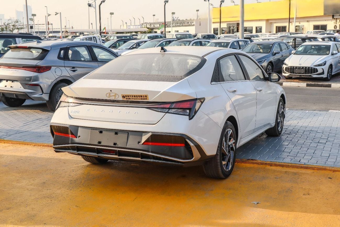Hyundai Elantra SMART 1.5L Petrol – Automatic – 2025 Model – Chinese Specifications