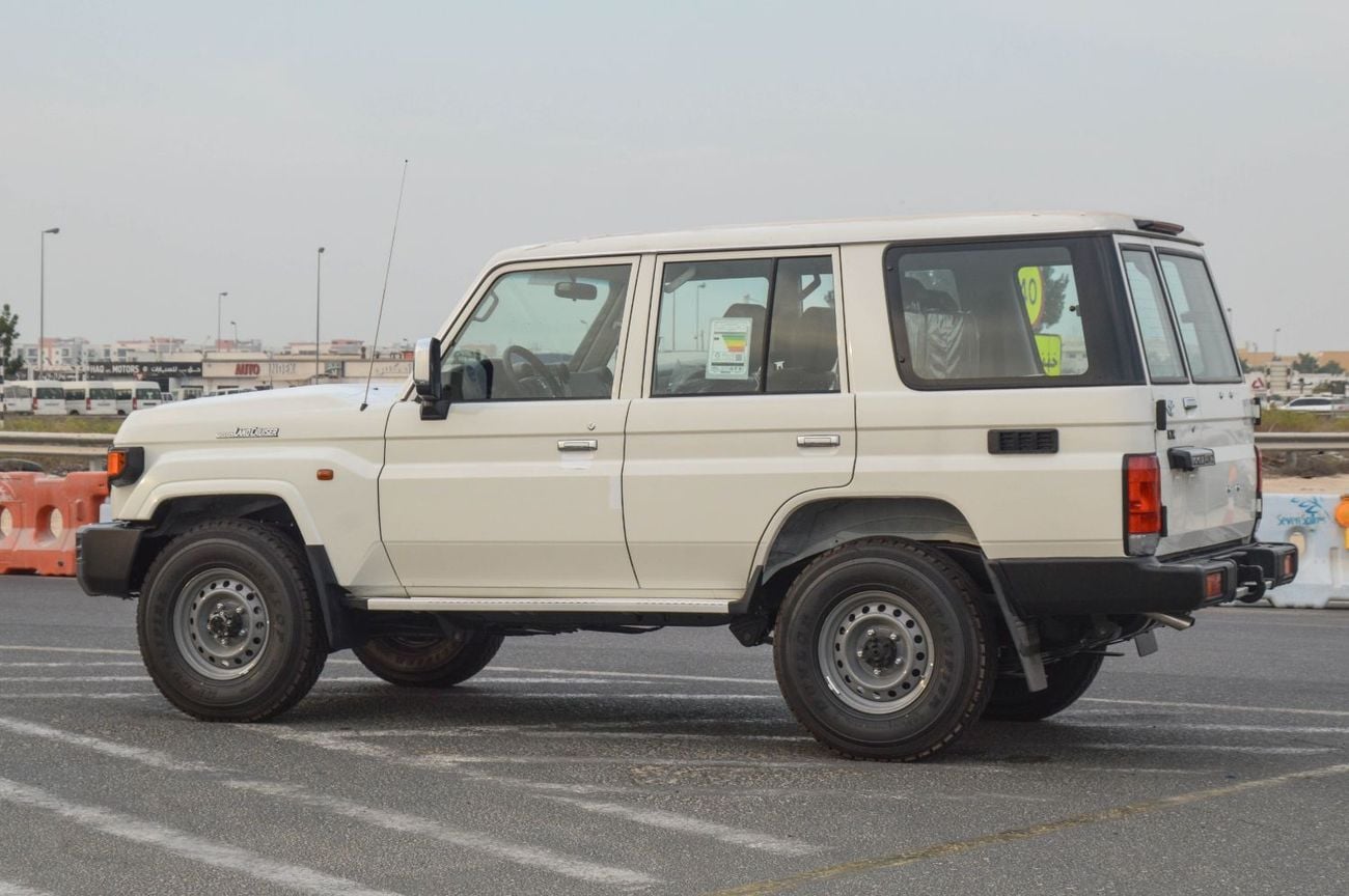 تويوتا لاند كروزر 70 LC76 LX 2.8L 4WD SUV 2026