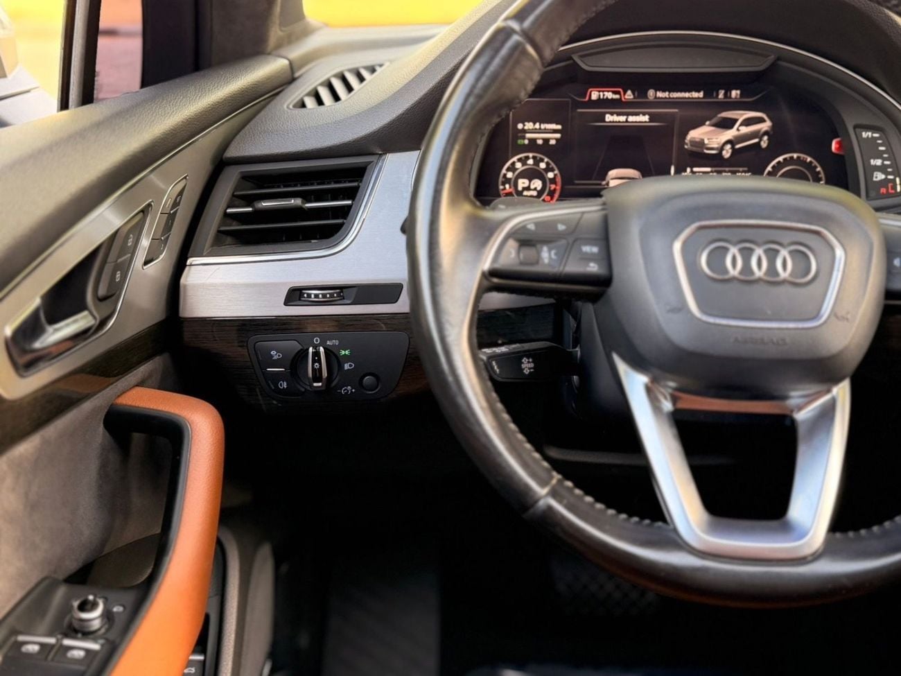 أودي Q7 45 TFSI