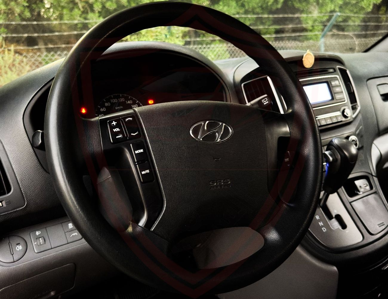 Hyundai H-1 GL Hyundai H1 2021 | 2.4L V4 | GCC Specs | Accident-Free | Excellent Condition | AED 907/Month