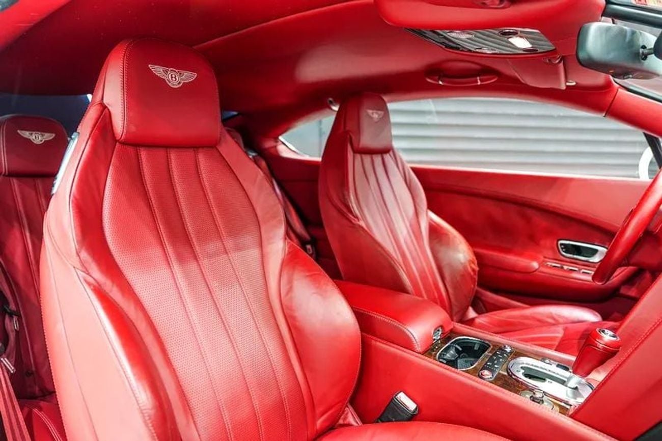 بنتلي كونتيننتال جي تي 2014 Bentley Continental GT, V8, GCC Specs!!