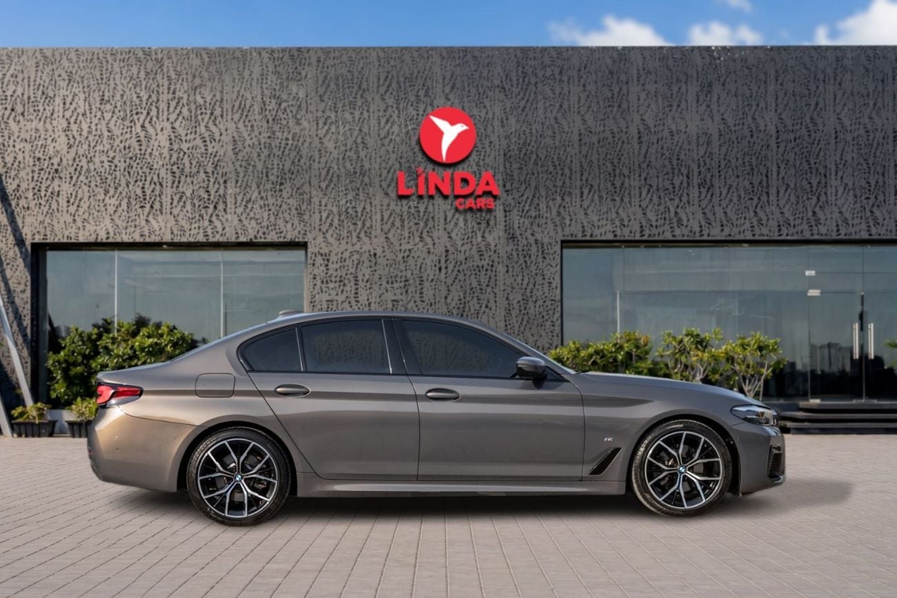 BMW 520i M SPORT BMW 520i M-Sport 2023 GCC | Agency Warranty | Service Contract