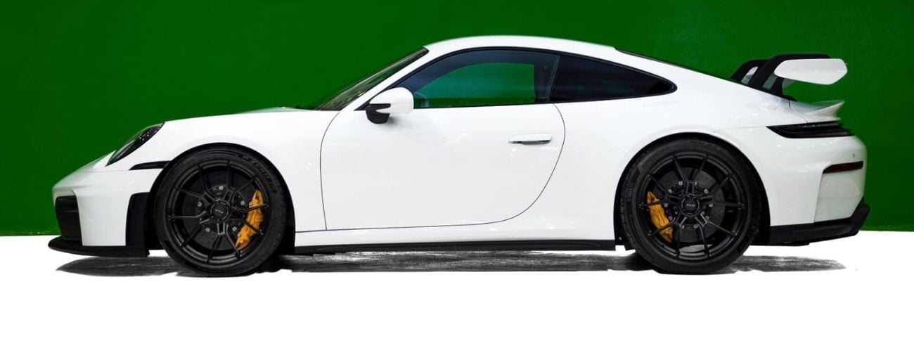 بورش 911 GT3 | نادي رياضي - تحت الضمان - فرامل سيراميك - رفع - سبورت كرونو ماتريكس