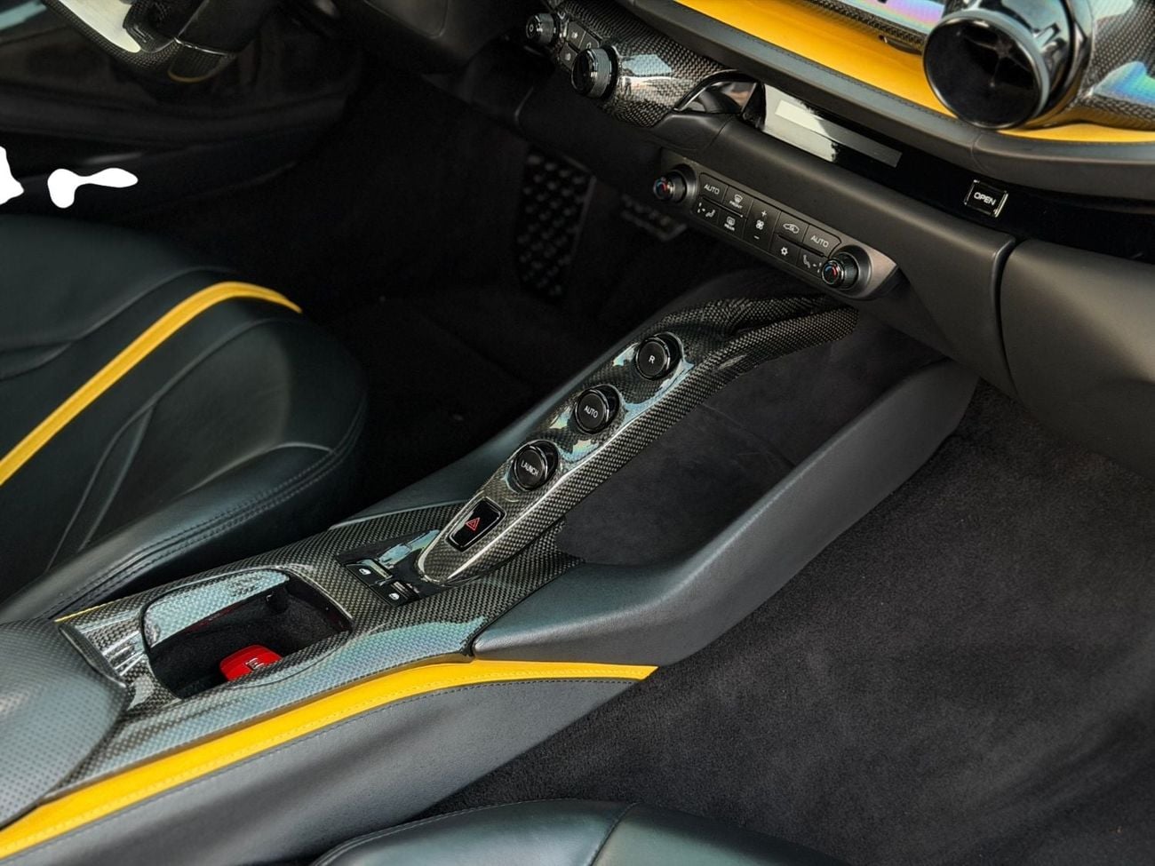 Ferrari 812 SUPERFAST INTERIOR & EXTERIOR CARBON | AFTERMARKET EXHAUST | 812 SUPERMARKET