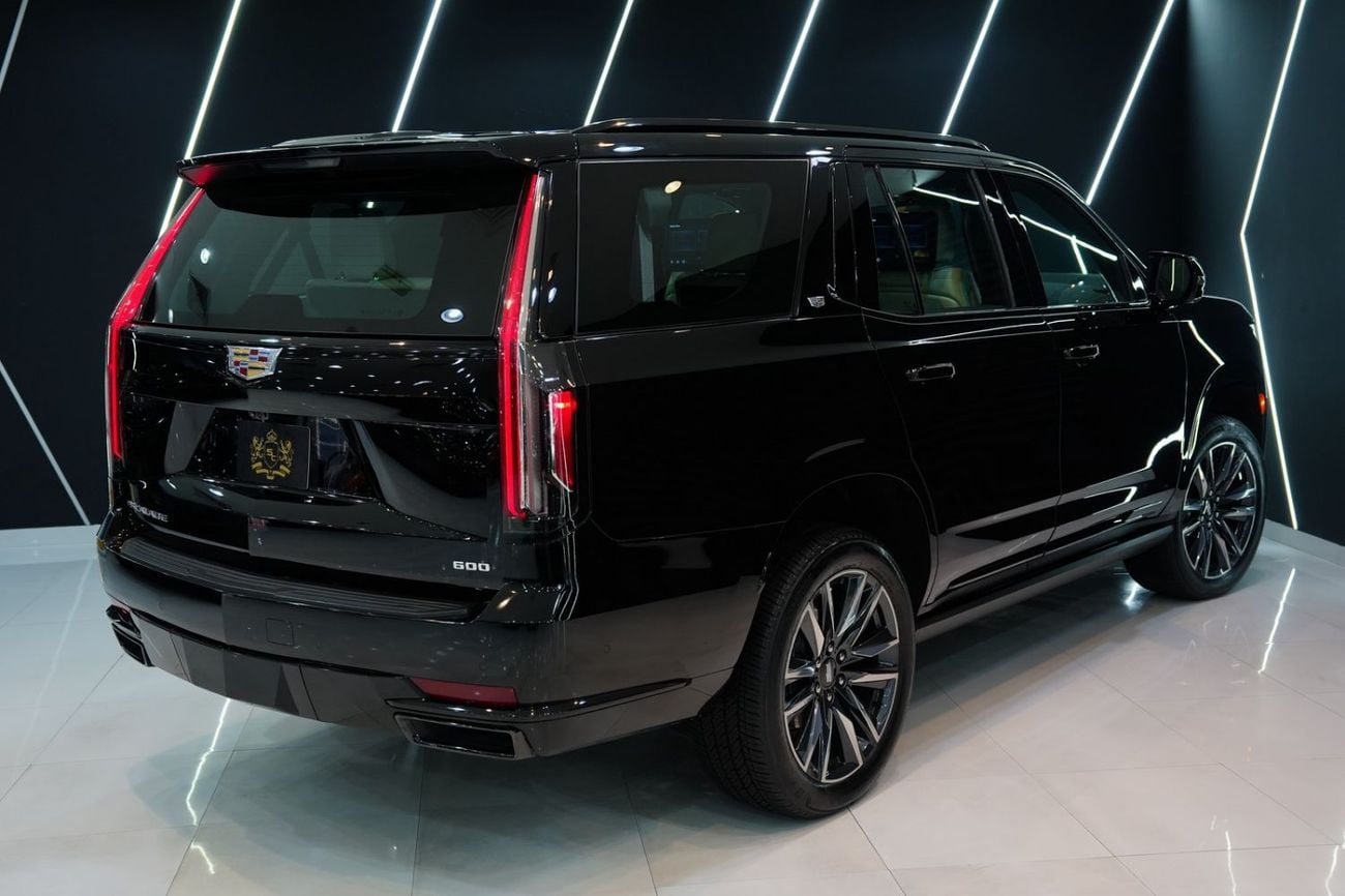 Cadillac Escalade Sport 600, Rear Entertainment, Captain Seats, Panoramic Roof, Dealer Warr + Serv!!