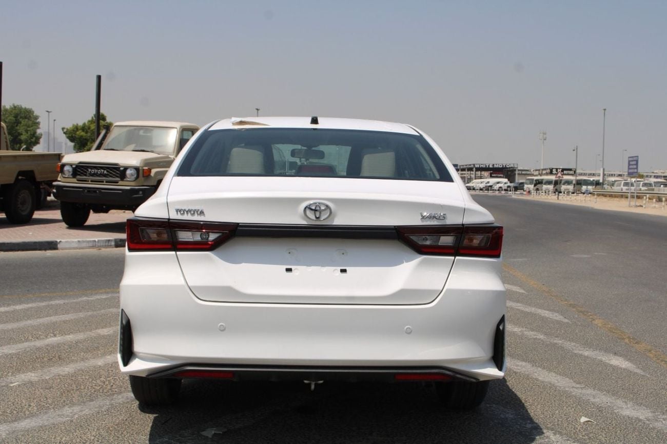 Toyota Yaris E