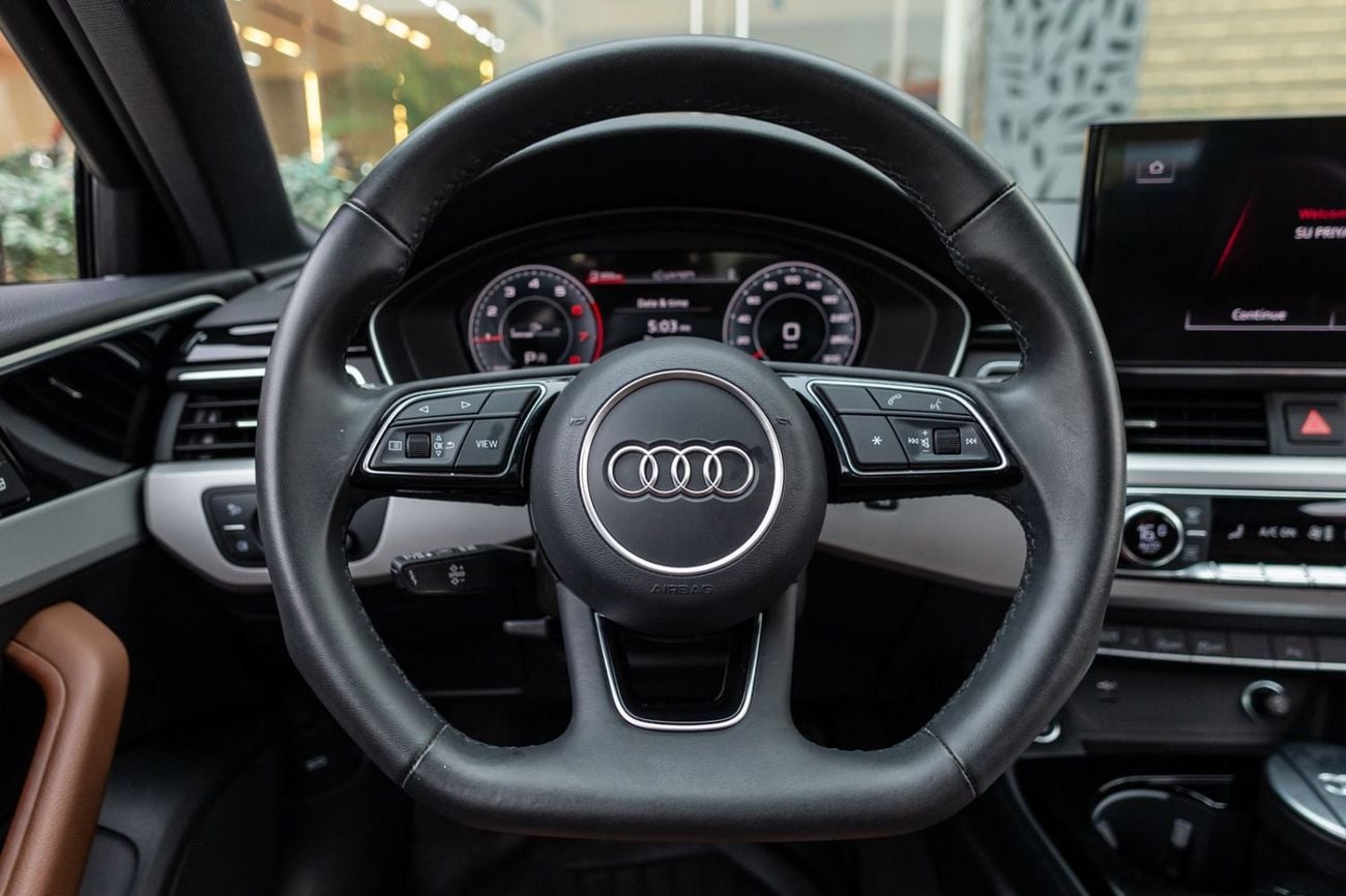 Audi A4 35 TFSI S-LINE Audi A4 35TFSI S-Line 2023 GCC | Agency Warranty | Service Contract