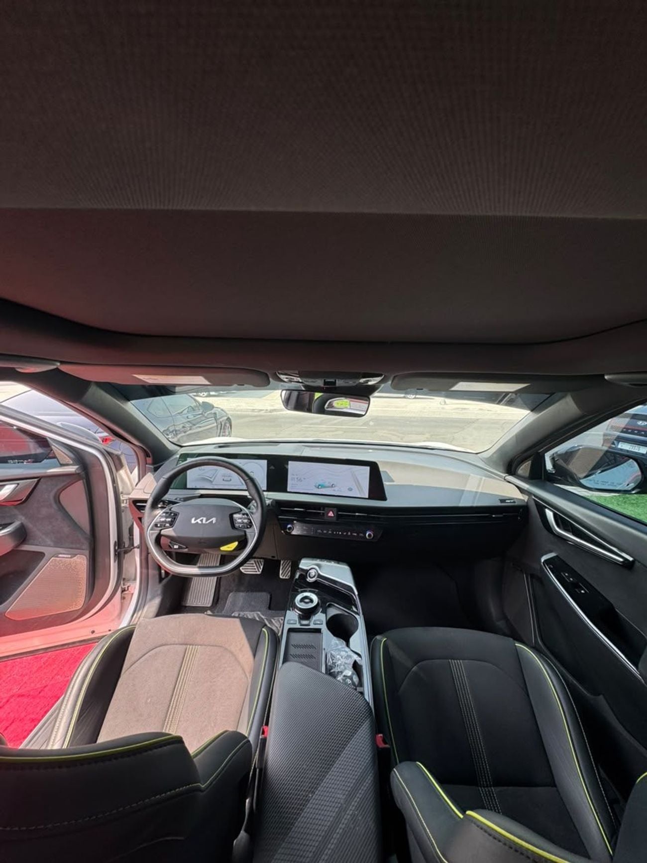 Kia EV6 FULL OPTION | CANADIAN SPECS | ELECTRIC PERFORMANCE Model: 2023 Trim: GT Powertrain: Dual Electr