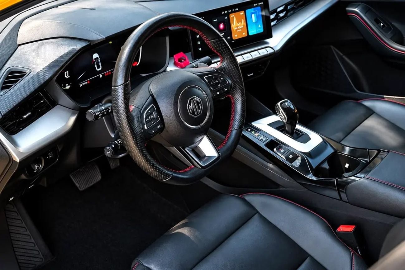 أم جي GT لاكشري UNDER WARRANTY | LUXURY | GCC SPECS | FULL OPTION