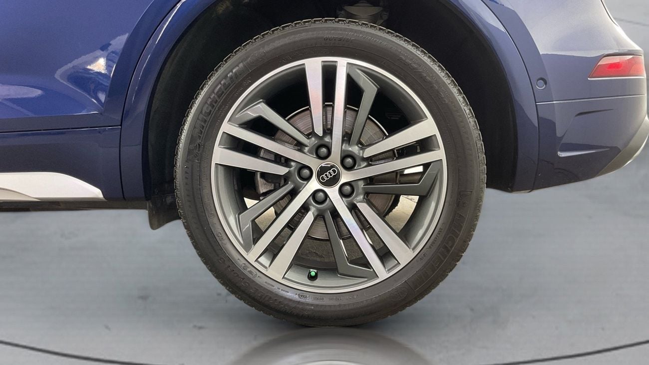 Audi Q5 45 TFSI ADVANCED | Guaranteed Warranty | 0 Down Payment
