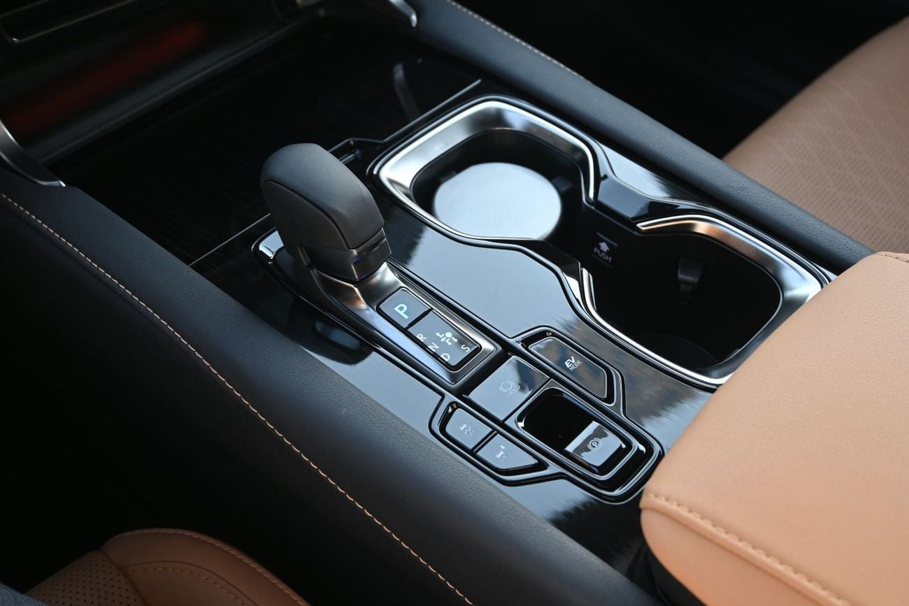 لكزس RX 350h Luxury 2.5L Hybrid AWD لكزس RX350h الفاخرة موديل 2026، محرك هجين سعة 2.5 لتر، دفع رباعي، اللون رمادي
