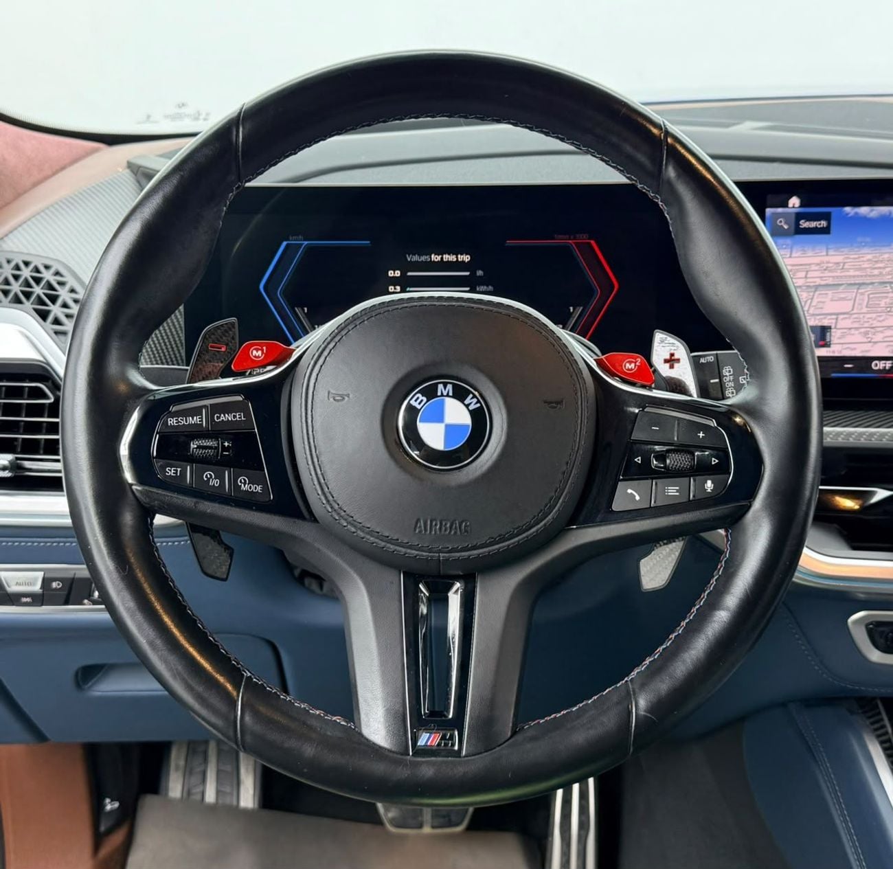 بي أم دبليو XM إم سبورت بي إم دبليو XM موديل 2023، ضمان بي إم دبليو + باقة خدمة 2027، سجل صيانة كامل لدى بي إم دبليو، عداد ك