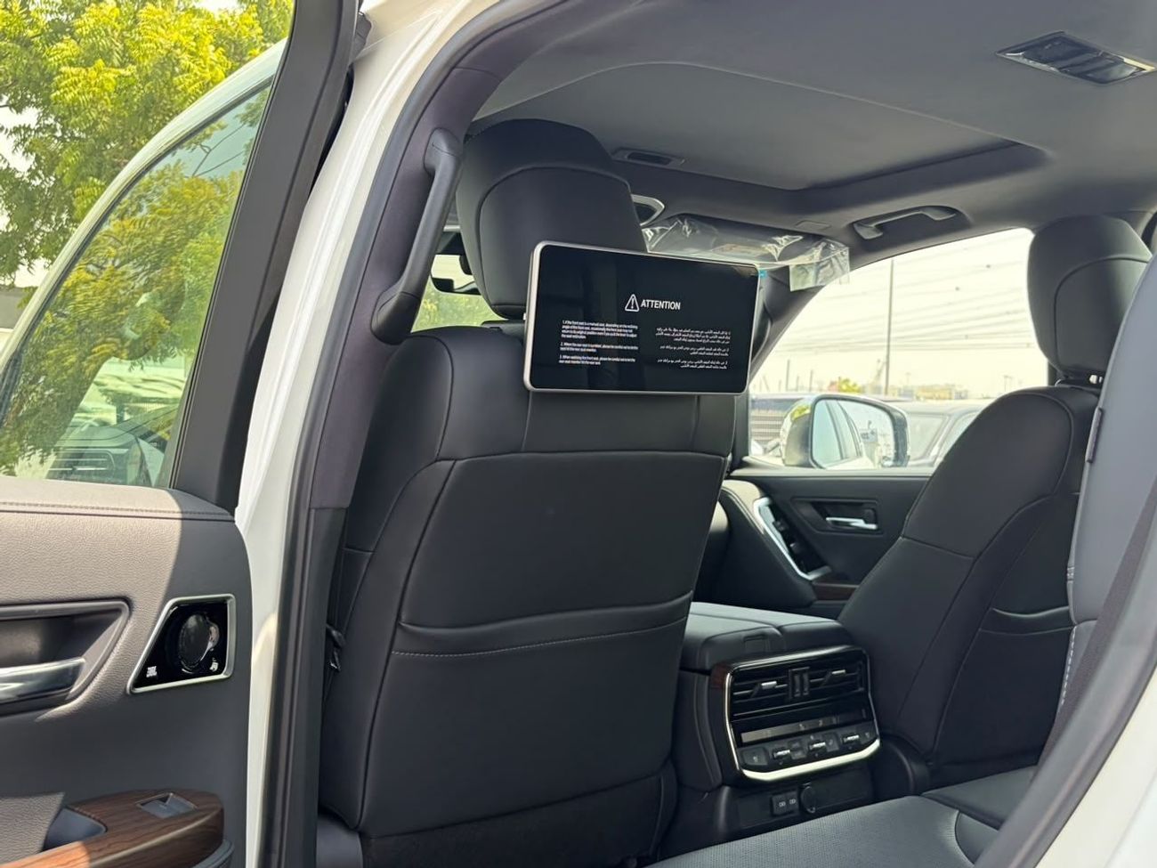 Toyota Land Cruiser VX LC300 VX TWIN TURBO || 3.5L V6 PETROL | PWR WITH LEATHER SEATS | 360* CAMERA | JBL SOUND SYSTEM | RA