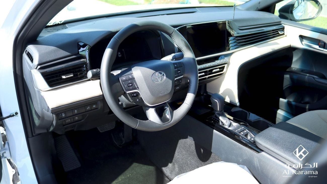 Toyota Camry LE HEV 2.5L Hybrid | Panoramic Moon Roof | Driver Seat Lumbar Support | GCC Specs
