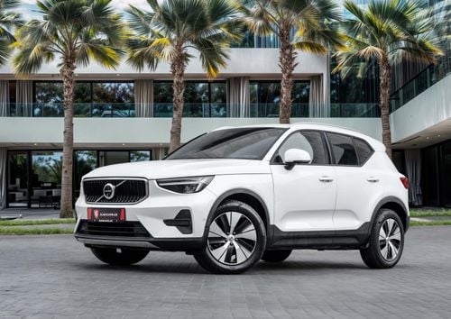 فولفو XC 40 CORE XC40 Core | 2,253 P.M | 0% Downpayment | VOLVO WARRANTY!