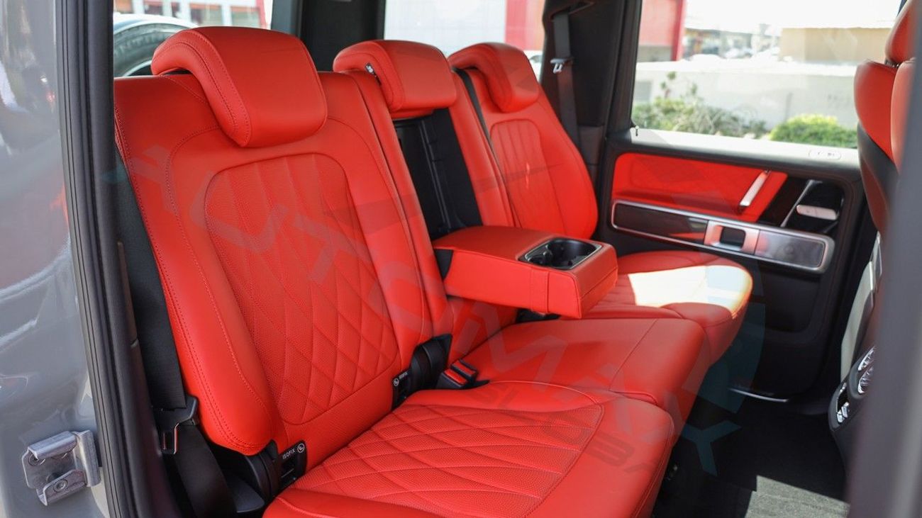 Mercedes Benz G63 AMG STANDARD 2027 V8 4.0L Biturbo EQ Boost AMG GCC 0Km With 2 Years Unlimited Mileage Warranty