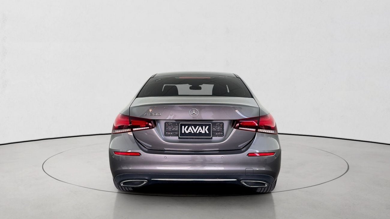 Mercedes Benz A200 STANDARD | Guaranteed Warranty | 0 Down Payment
