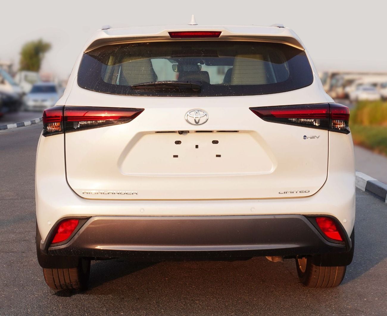 Toyota Highlander LTD HEV 2.5L A/T 2026 MODEL