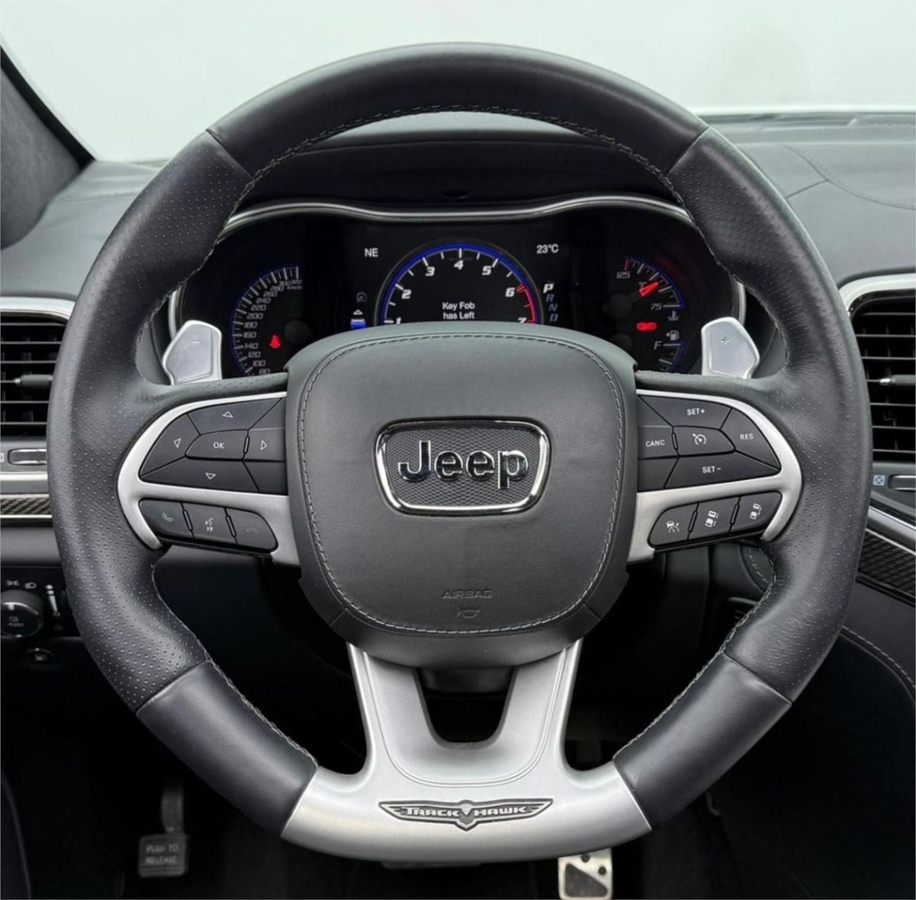 جيب جراند شيروكي تراك هوك TRACKHAWK