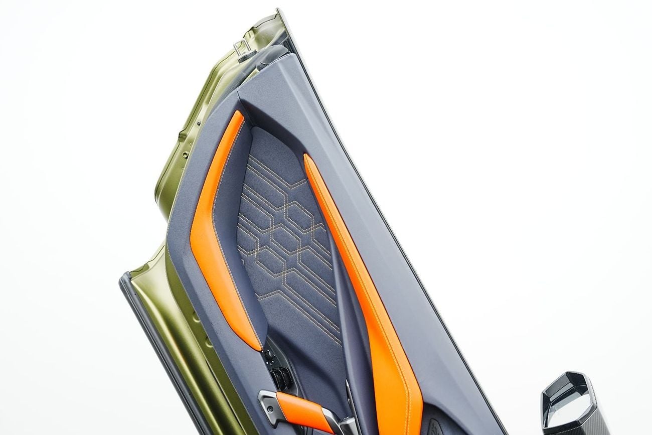 Lamborghini Revuelto STANDARD VERDE GEA, Sonus Faber Audio, Full Carbon Pack, Dealer Warr + Serv!!