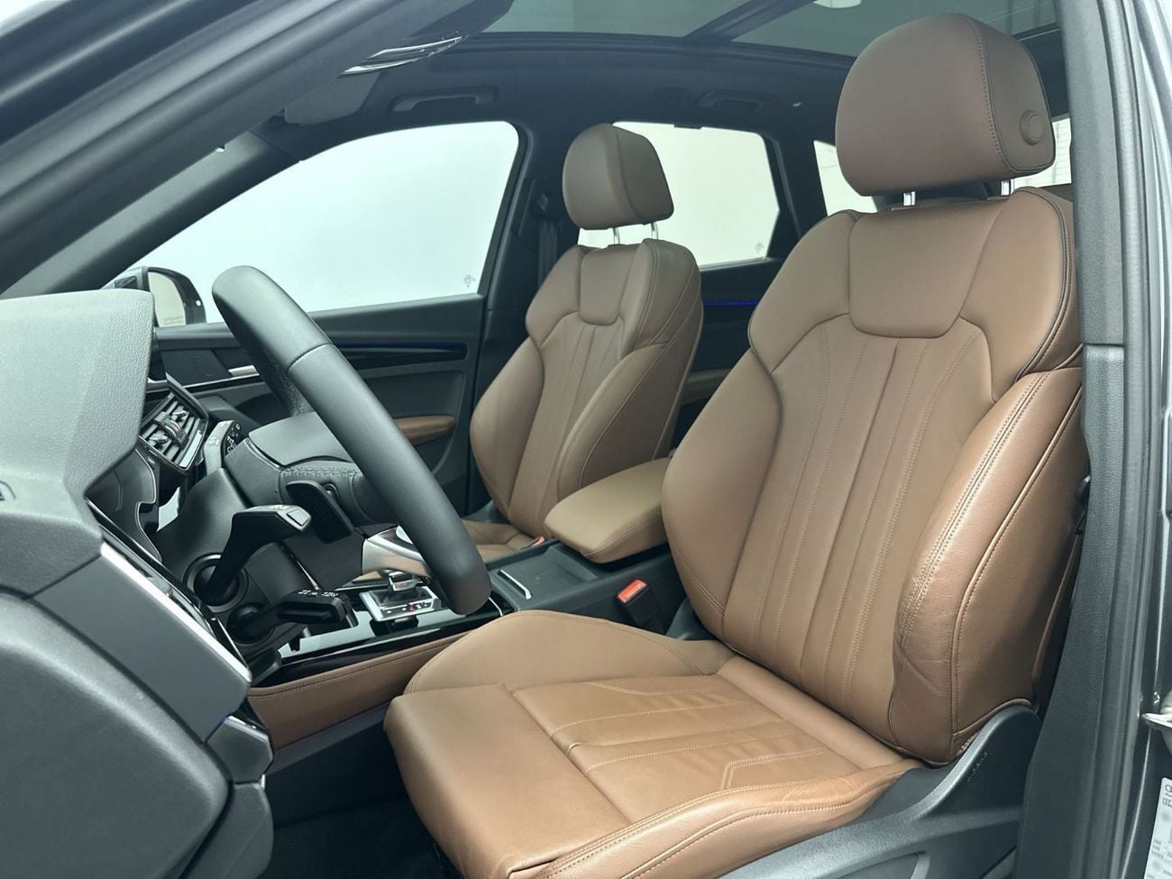 Audi Q5 45 TFSI S-LINE quattro 249hp (Ref# 42750)